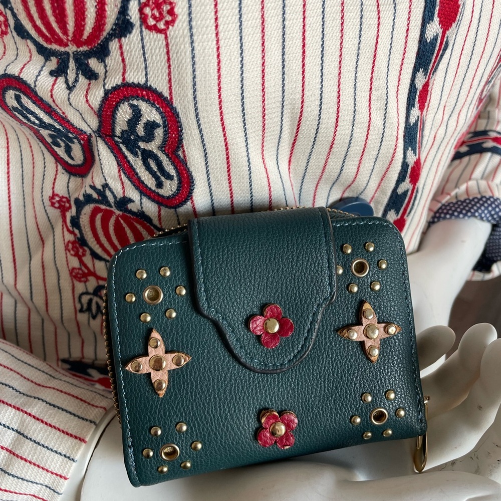 Elegant Teal Women's Wallet